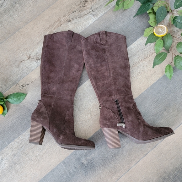 Koolaburra Ugg Brown Knee High Boots - Picture 2 of 5
